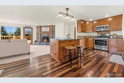 19524 53rd Avenue NE, Lake Forest Park, WA 98155 - Photo 10