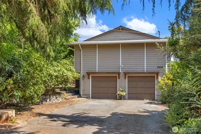 19524 53rd Avenue NE, Lake Forest Park, WA 98155 - Photo 1