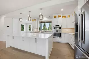 8525 230th Pl SW, Edmonds, WA 98026 - Photo 24