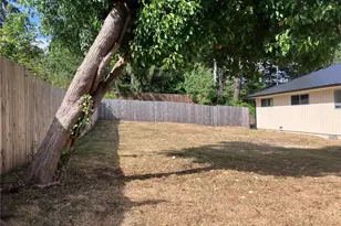 703 S 16th St, Shelton, WA 98584 - Photo 22