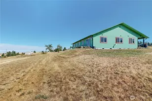 5112 Lewis Peak Rd, Waitsburg, WA 99361 - Photo 2