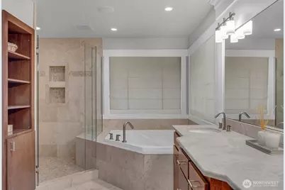 9845 NE 22nd Street, Bellevue, WA 98004 - Photo 24