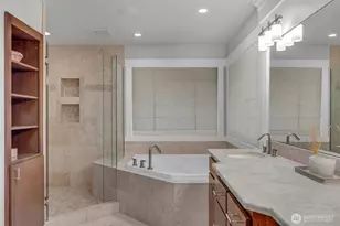 9845 NE 22nd St, Bellevue, WA 98004 - Photo 24