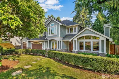 9845 NE 22nd Street, Bellevue, WA 98004 - Photo 2
