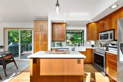 9559 45th Avenue NE, Seattle, WA 98115 - Photo 10