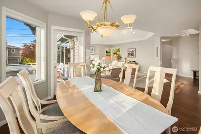 912 Cedar Street, Edmonds, WA 98020 - Photo 10