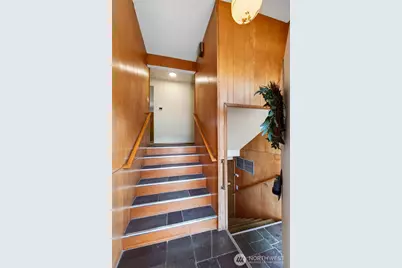 4014 Robin Road W, University Place, WA 98466 - Photo 4
