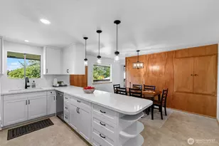 4014 Robin Rd W, University Place, WA 98466 - Photo 14
