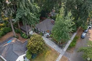 2745 NE 89th St, Seattle, WA 98115 - Photo 32