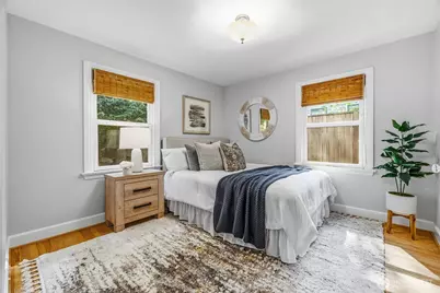 2745 NE 89th Street, Seattle, WA 98115 - Photo 8