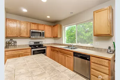 11811 126th Street Ct E, Puyallup, WA 98374 - Photo 10