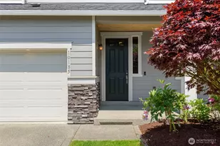 10185 33rd Pl NE, Lake Stevens, WA 98258 - Photo 2