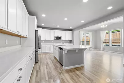 10185 33rd Place NE, Lake Stevens, WA 98258 - Photo 10