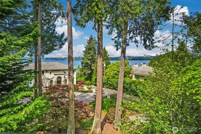 3419 Evergreen Point Road, Medina, WA 98039 - Photo 4