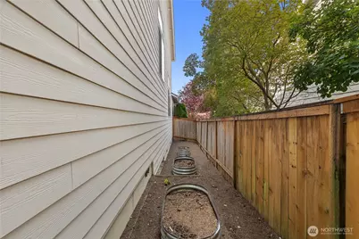 11506 79th Way NE, Kirkland, WA 98034 - Photo 36