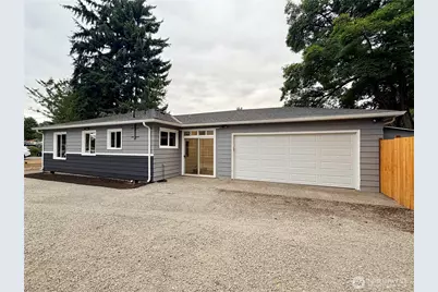 2405 NE 10th Street, Renton, WA 98056 - Photo 4
