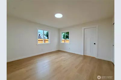 2405 NE 10th Street, Renton, WA 98056 - Photo 22