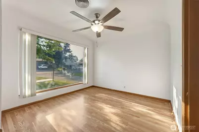 117 NE Cedar Avenue, College Place, WA 99324 - Photo 10