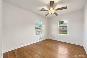 117 NE Cedar Ave, College Place, WA 99324 - Photo 22