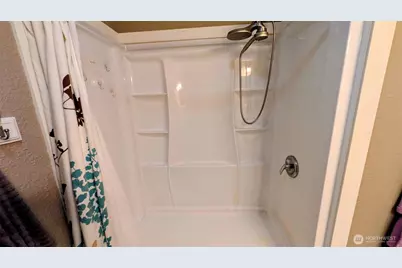14611 Meadows Court E, Tacoma, WA 98445 - Photo 12