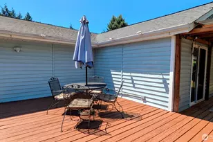 14611 Meadows Ct E, Tacoma, WA 98445 - Photo 18