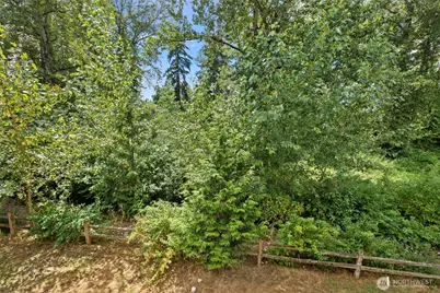 347 Vashon Court NE, Renton, WA 98059 - Photo 30