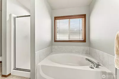 1902 Shipman Avenue, DuPont, WA 98327 - Photo 16