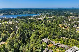 998 NE Vineyard Ln, Bainbridge Island, WA 98110 - Photo 34