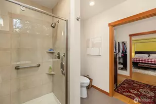 998 NE Vineyard Ln, Bainbridge Island, WA 98110 - Photo 24