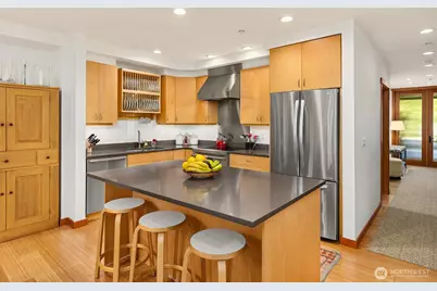 998 NE Vineyard Lane #J101, Bainbridge Island, WA 98110 - Photo 6