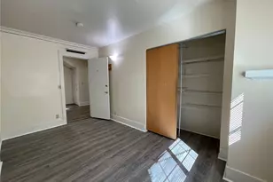 4247 7th Ave NE, Seattle, WA 98105 - Photo 12