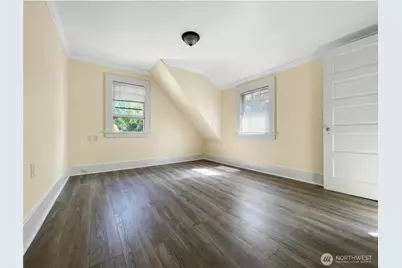 4247 7th Avenue NE, Seattle, WA 98105 - Photo 16
