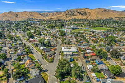 710 S Monroe Street, Wenatchee, WA 98801 - Photo 34