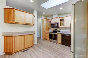 3315 207th Pl SE, Bothell, WA 98012 - Photo 16