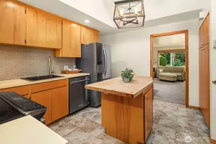 3229 NE 87th St, Seattle, WA 98115 - Photo 6