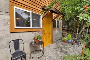 1016 21st St, Bellingham, WA 98225 - Photo 36