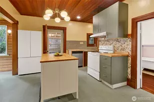 1016 21st St, Bellingham, WA 98225 - Photo 22