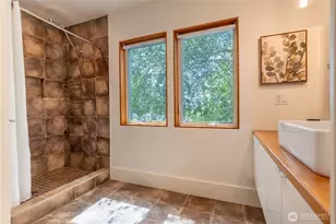 7531 25th Ave NW, Seattle, WA 98117 - Photo 18