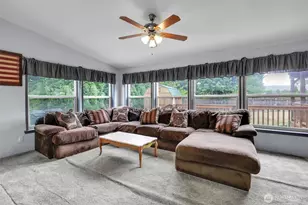 28707 26th Ave E, Roy, WA 98580 - Photo 10