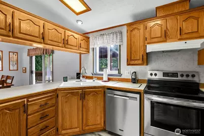 28707 26th Avenue E, Roy, WA 98580 - Photo 8