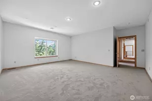 18432 W Lake Desire Dr SE, Renton, WA 98058 - Photo 28