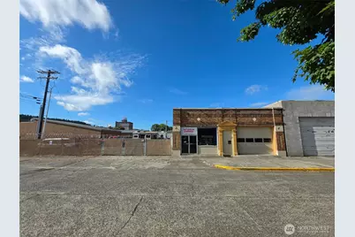 212 W Center Street, Centralia, WA 98531 - Photo 2