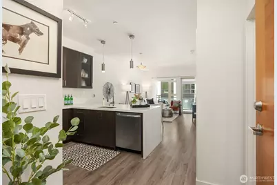 1760 NW 56th Street #409, Seattle, WA 98107 - Photo 2
