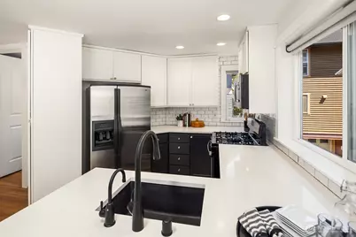 4315 Linden Avenue N #A, Seattle, WA 98103 - Photo 18