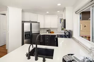 4315 Linden Ave N, Seattle, WA 98103 - Photo 18