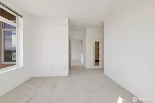 2414 1st Ave, Seattle, WA 98121 - Photo 14
