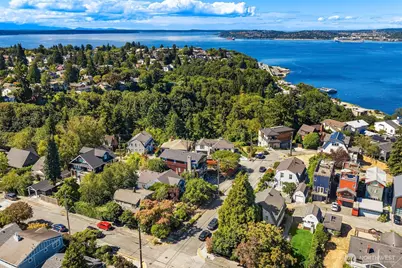 2414 Belvidere Avenue SW, Seattle, WA 98126 - Photo 30