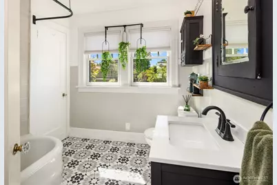 2414 Belvidere Avenue SW, Seattle, WA 98126 - Photo 20