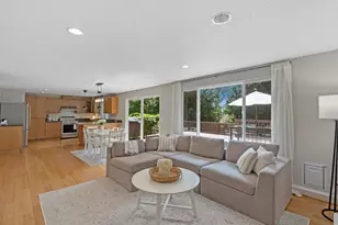 318 161st Pl SE, Bothell, WA 98012 - Photo 12