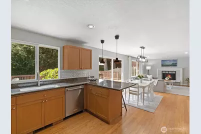 318 161st Place SE, Bothell, WA 98012 - Photo 18
